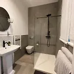 Dans Un Chateau Exceptionnel Du 18e Siecle La Londe-les-Maures