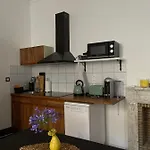 Apartment Dans Un Chateau Exceptionnel Du 18e Siecle La Londe-les-Maures