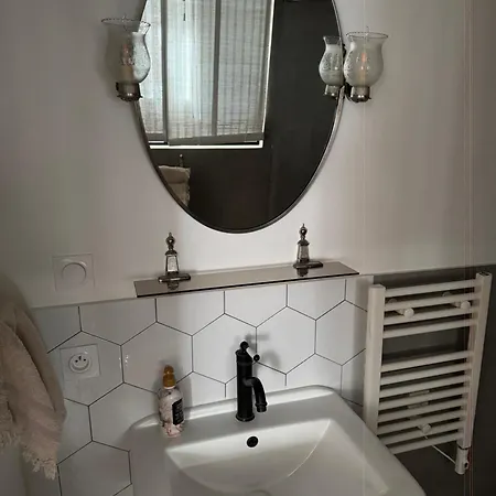 Διαμέρισμα Dans Un Chateau Exceptionnel Du 18e Siecle *
