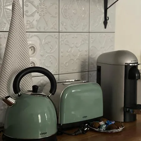 Dans Un Chateau Exceptionnel Du 18e Siecle Apartament *