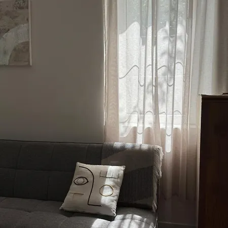 Dans Un Château Exceptionnel Du 18è Siècle